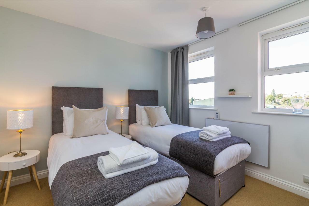West Bridgford Classy 2Bed Flat นอตติงแฮม ภายนอก รูปภาพ